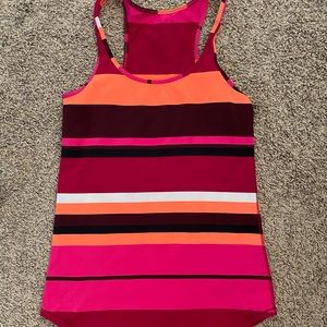 Lululemon tank size 8